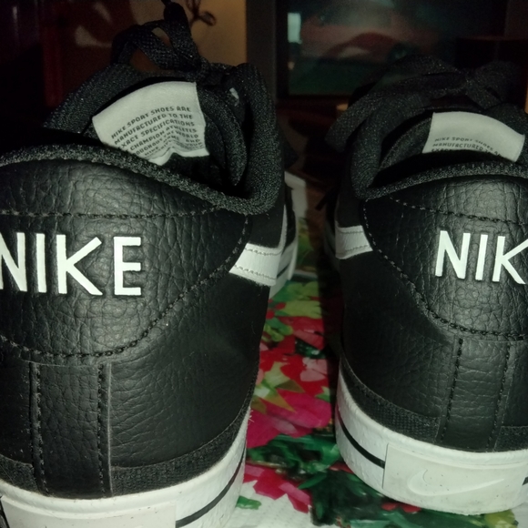 Men's Nike Court Legacy - Picture 4 of 5